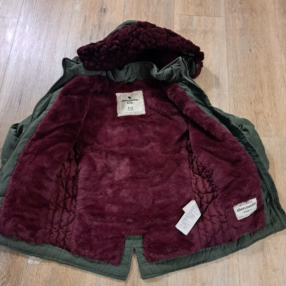 Abercrombie & Fitch Kid's Olive Green Hooded Puffer Jacket Girl's Size 5/6